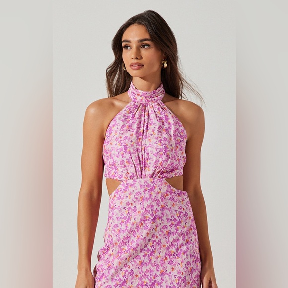 ASTR The Label Halter Open Back Ambretta Dress - Picture 3 of 8